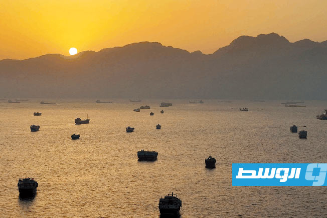 «نيويورك تايمز»: الجيش الأميركي ينسق سرا عبور 70 سفينة تجارية عبر مضيق هرمز