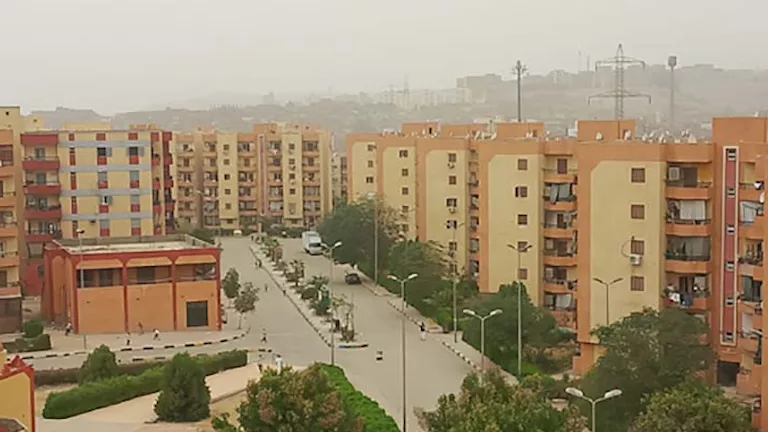 طقس مضطرب في أسوان.. المحافظ يعلن الاستعدادات القصوى (فيديو وصور)