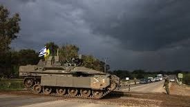 توغل إسرائيلي بالدبابات قرب نتساريم.. وشهداء جراء قصف الاحتلال جنوب غزة