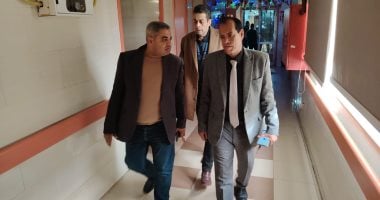 رئيس مدينة العياط يتفقد المستشفى المركزى لمتابعة انتظام العمل أول أيام العيد