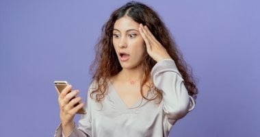 7 مهارات اختفت بسبب الاعتماد على الموبايل.. امتى آخر مرة حسبت بدماغك؟