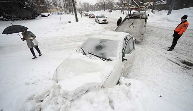 شلل جوي في أمريكا.. 5600 رحلة خارج الخدمة بسبب عاصفة ثلجية