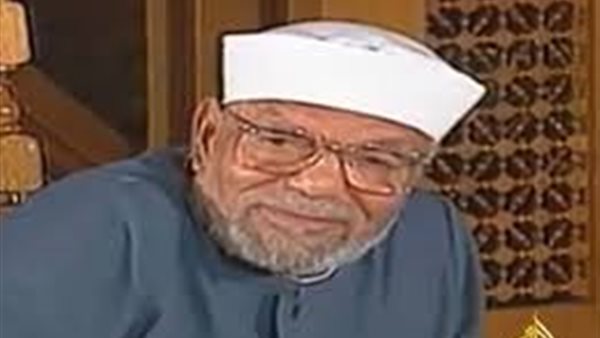 لماذا دعا النبي يوسف السجينين إلى عبادة الله قبل تأويل الرؤيا؟ الشعراوي يوضح (فيديو)