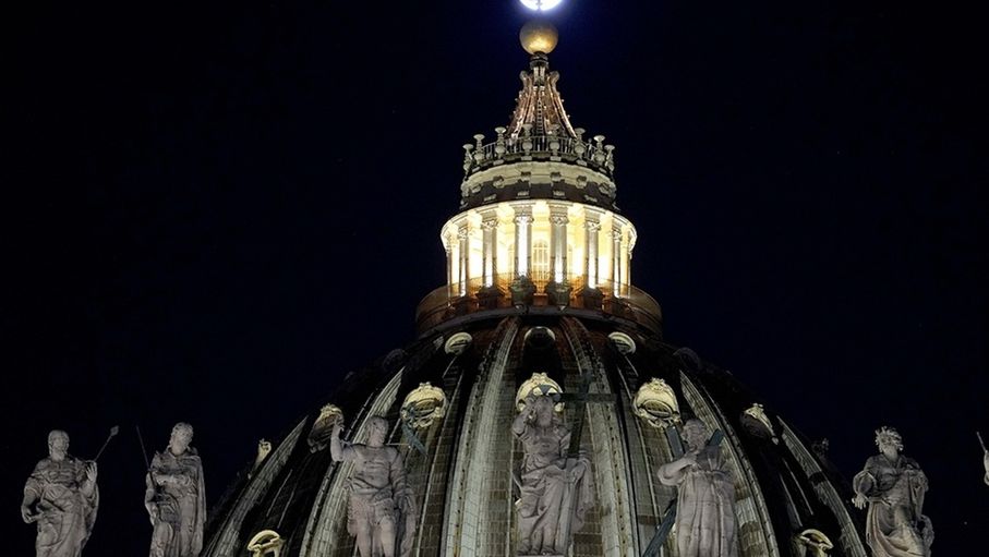 المركز الكاثوليكي يهنّئ بحلول رمضان