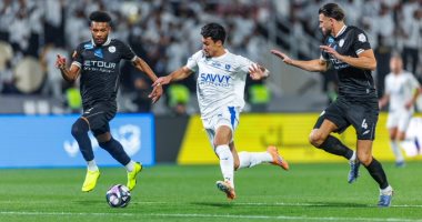 الشباب ضد الهلال.. 5 أهداف في شوط أول مثير بالدوري السعودي
