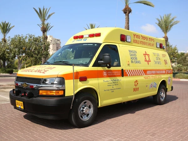 عكا: إصابة فتى (16 عاماً) بجراح خطيرة خلال ركوب دراجة كهربائية