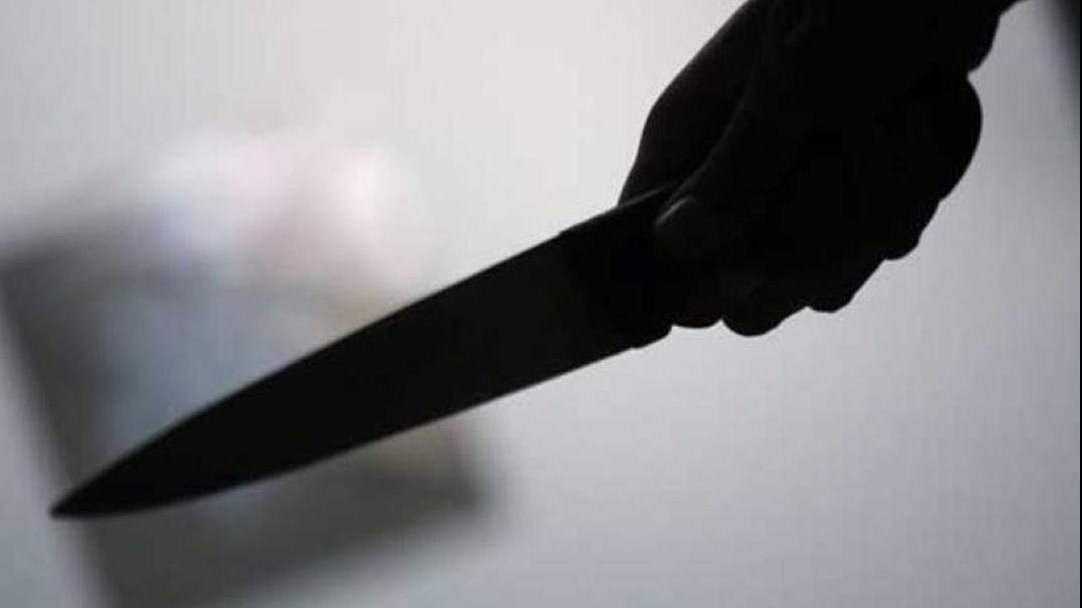 طعنة أثناء اللهو تنهي حياة طالبة على يد شقيقتها الصغيرة في سوهاج