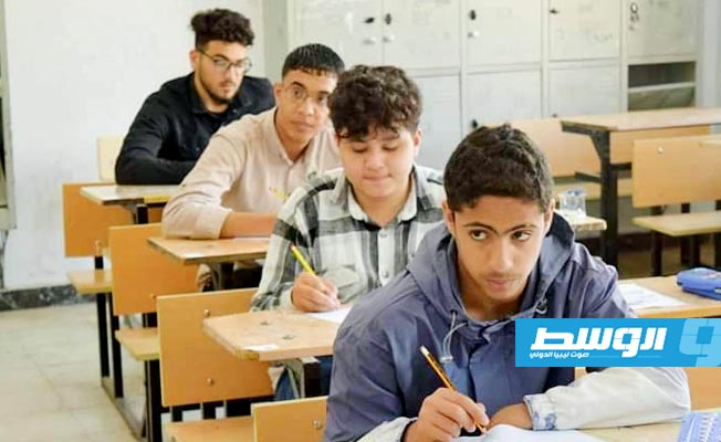 «التعليم» تعلن انتهاء العام الدراسي لثلاثة صفوف بالتعليم الأساسي