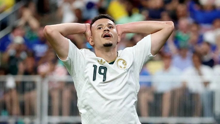 "الأخضر السعودي" يودع المونديال.