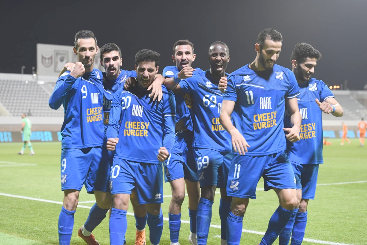 الملا يجتمع مع لاعبي كاظمة بعد الخسارة من التضامن