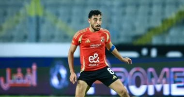 الأهلى يرهن تحويل إعارة بيكهام لشراء بمصير المفاوضات مع أكرم توفيق