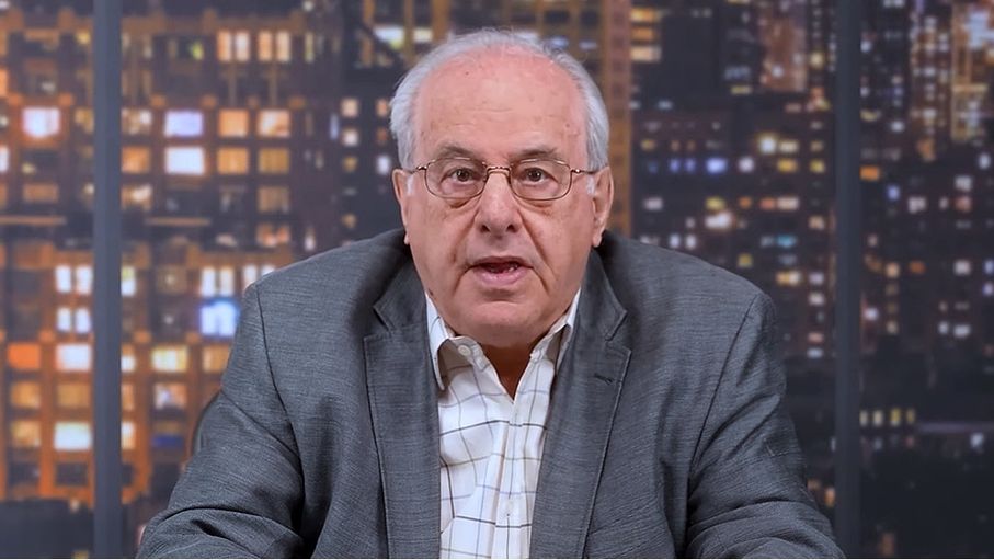 مفكر اقتصادي: حرب إيران دليل أن الإمبراطورية الأميركية تلفظ أنفاسها الأخيرة