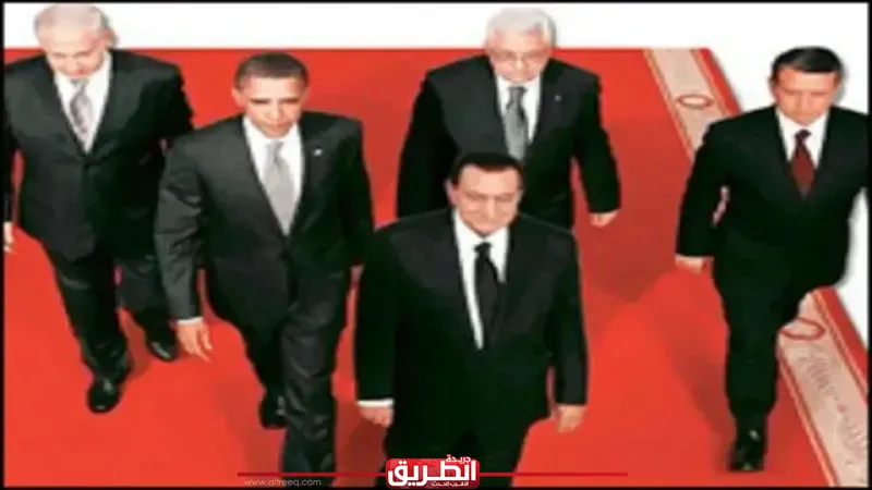 هل كانت صورة الرئيس مبارك تزويرًا؟.. أسامة سرايا يحسم الجدل بعد سنوات من الصمت