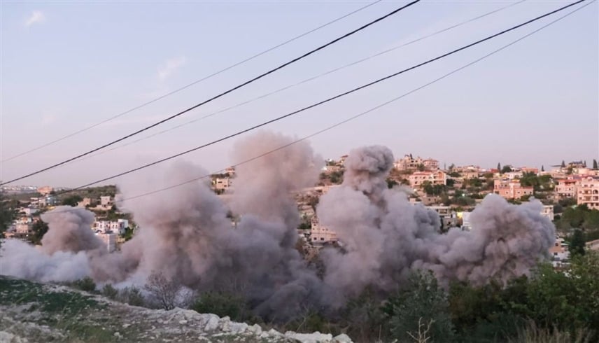 استعداداً لحرب مع إيران.. إسرائيل تصعد هجماتها لـ"شل حزب الله"