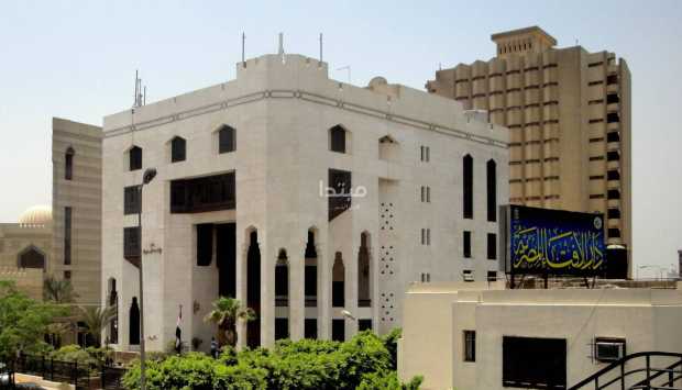 ما عدة المرأة التي مات عنها زوجها قبل الدخول؟