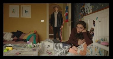 مسلسل توابع الحلقة 2.. شهيرة تبلغ زوجها طارق بمرض ابنهما النادر