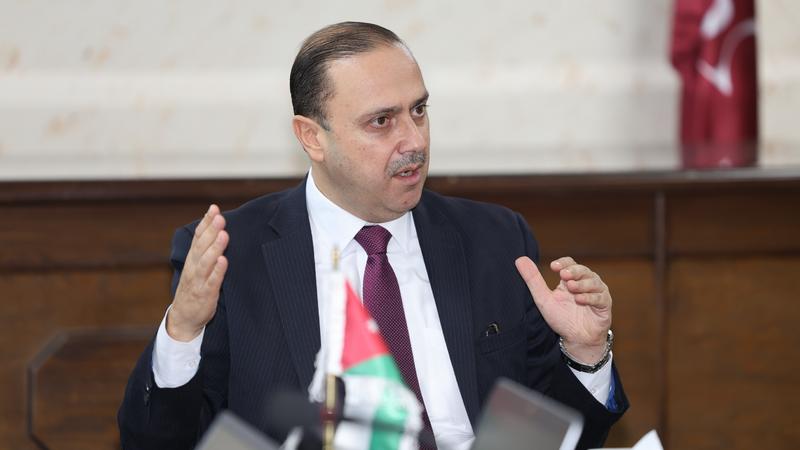 الحكومة توضح حول مقترح عطلة الثلاثة ايام.. وتحدد شروط اقرارها #عاجل