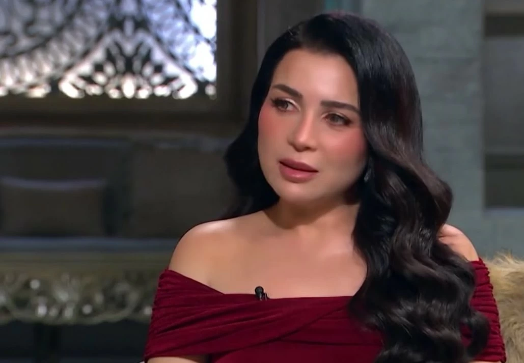 مي عزالدين تكشف كواليس وعكتها الصحية لأول مرة