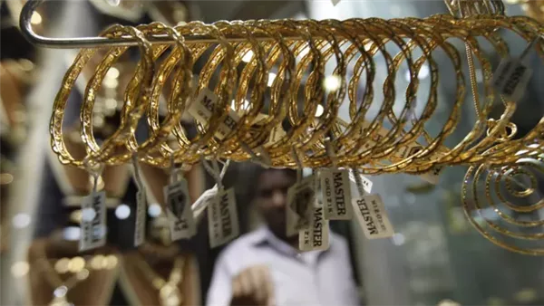 سعر جرام الذهب اليوم الأربعاء، عيار 21 يسجل هذا الرقم