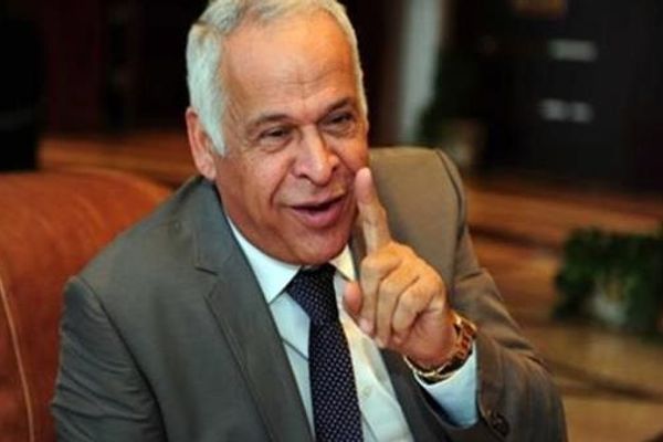 فرج عامر يفجر مفاجأة بعد أزمة الشناوي.. الزواج السرى جدل يتجدد فى الكرة المصرية