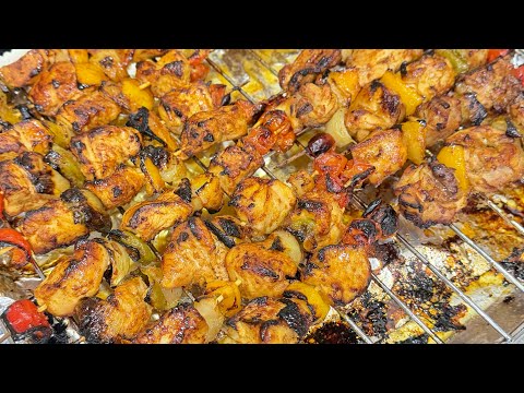 أهو ده الأكل اللي هاينافس المطاعم 👌🔥شيش طاوق متبل على أصوله…رز بخلطه خطيرة 👌وتومية تخلي الطعم خطير😉👌