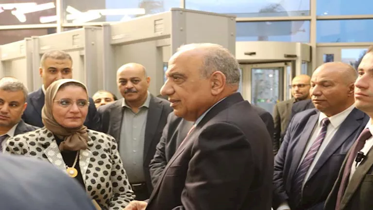 ماذا قال وزير الكهرباء للعاملين بالمركز القومي للتحكم؟