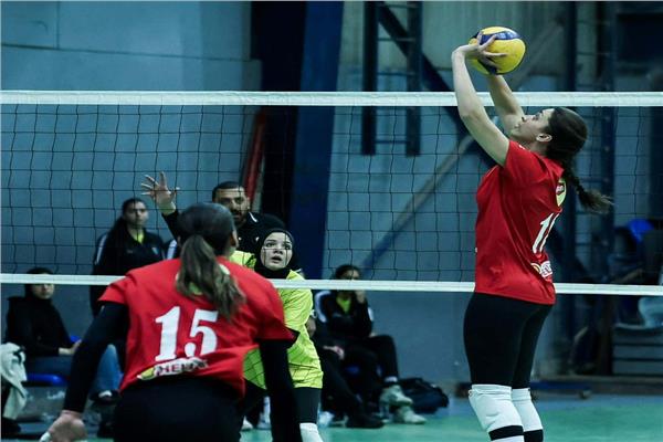 فوز الأهلي والزمالك بالجولة الثالثة من الدور النهائي لدوري السوبر الممتاز لآنسات الطائرة