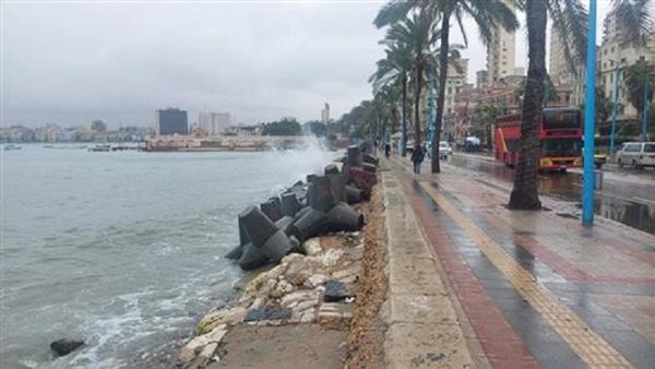 عودة البرودة والأمطار.. تغيرات سريعة في حالة الطقس وتحذير من 3 ظواهر جوية