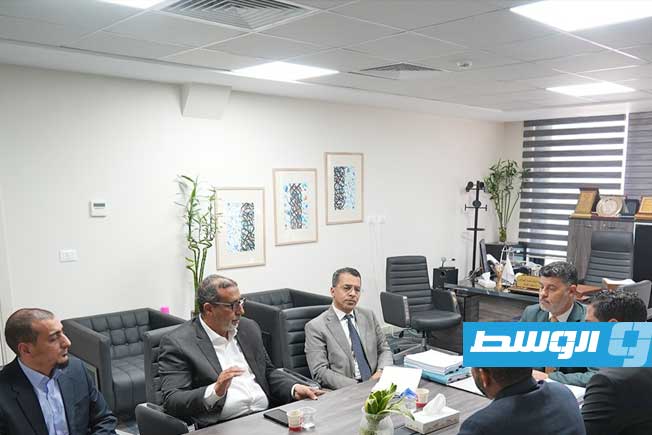 ديوان المحاسبة يبحث مع هيئة الاتصالات آلية جباية الإيرادات السيادية