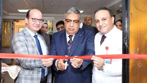 محافظ الدقهلية يفتتح وحدتي المناظير وأمراض النوم بمستشفى الصدر بالمنصورة