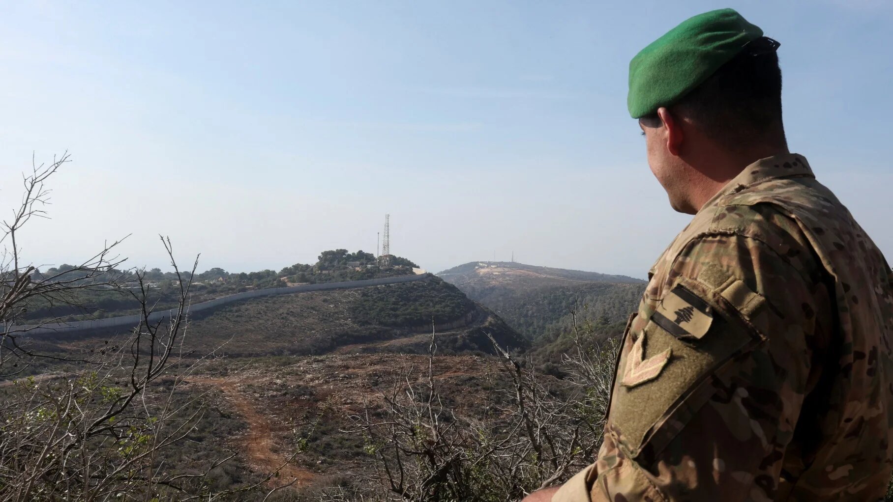 الجيش اللبناني ينتشر بعدد من النقاط قرب الحدود في إطار العمل على الحدّ من التوغلات الإسرائيلية