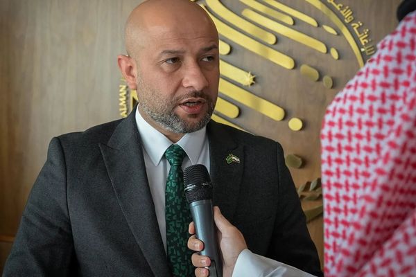 وزير الطوارئ وإدارة الكوارث السوري يشيد بتنوع برامج «سلمان للإغاثة»