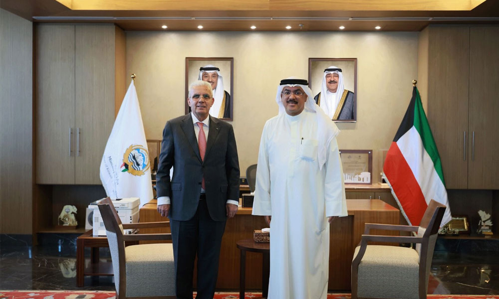 وزير التربية يبحث مع السفير الفلسطيني لدى البلاد سبل تعزيز التعاون بمجالات التعليم