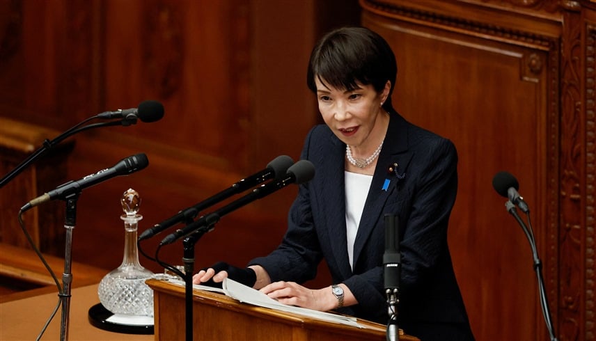 اليابان.. هدايا تاكايتشي تعيد شبح فضيحة "الصناديق السوداء"