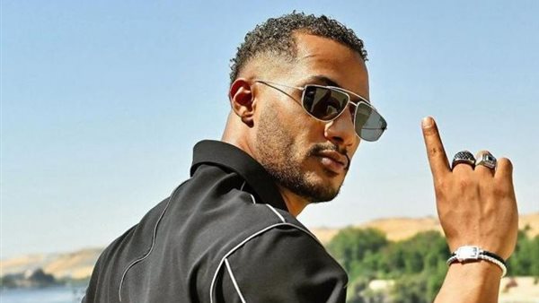 غدا، محاكمة محمد رمضان بتهمة سب وقذف إعلامي شهير