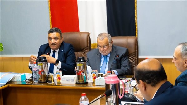 مجلس أمناء دمياط الجديدة يبحث تطوير المنطقة الصناعية ودعم ذوي الهمم