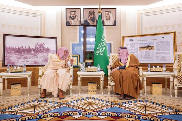 أمير القصيم يستقبل ابن حميد.. ويكرم الفائزين بجائزة صناعة المحتوى