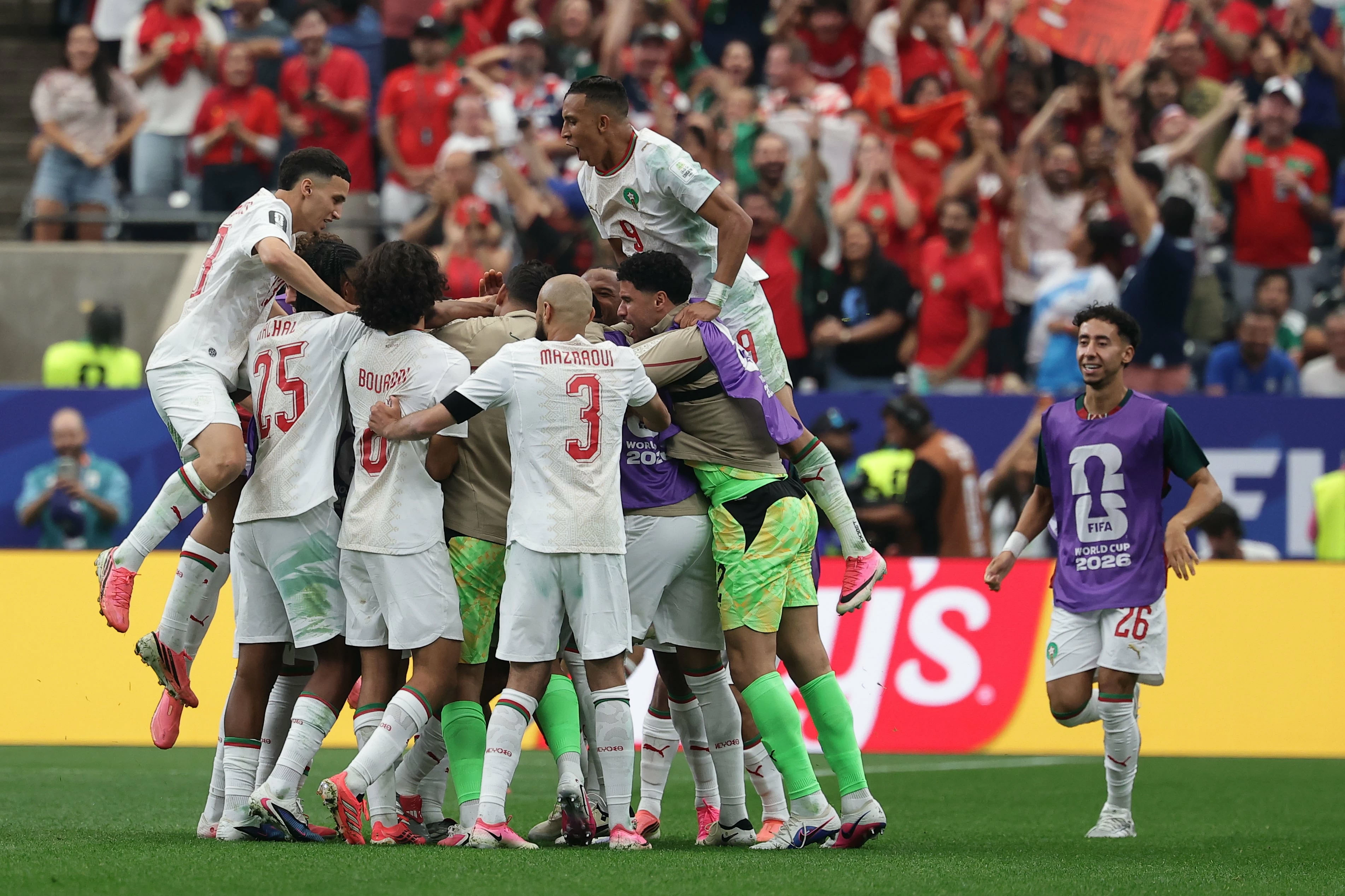 عزالدين: نعد الشعب المغربي بالأفضل
