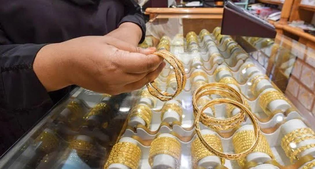 رئيس شعبة الذهب: الشراء من الأماكن الموثوقة يضمن الحقوق ولا يمكن للأفراد تمييز الذهب المُزوَّر