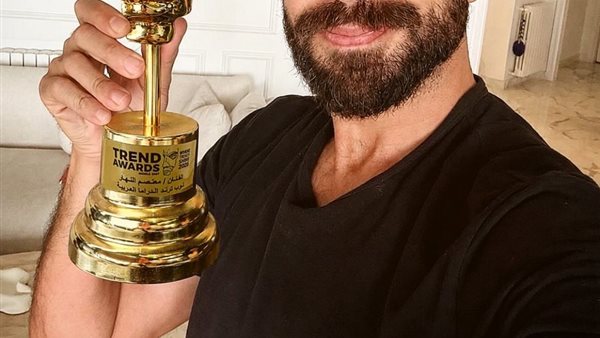 معتصم النهار يكشف سبب غيابه عن Trend Awards ويؤكد سعادته بالتكريم