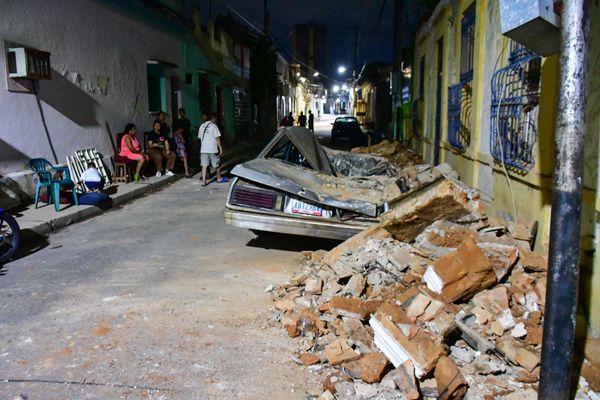 ارتفاع حصيلة ضحايا زلزال فنزويلا إلى مصرع 188 شخصًا و1520 مصابًا