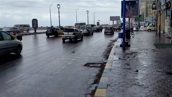 الأرصاد تحذر من تقلبات جوية اليوم.. انخفاض درجات الحرارة وأمطار رعدية غزيرة مصحوبة بالبرد.. اضطراب في حركة الملاحة البحرية.. ونشاط رياح مثيرة للرمال والأتربة