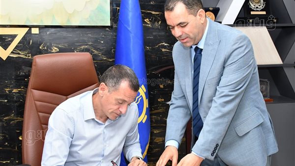 محافظ أسوان يعتمد خطة امتحانات الفصل الدراسي الثاني لصفوف النقل