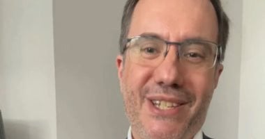 فوانيس بالشوارع وصوت مدفع الإفطار.. سفير بريطانيا: سعيد بوجودى فى مصر خلال رمضان