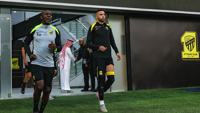 مستقبل النصيري على المحك.. تقارير سعودية تكشف تحركات الاتحاد الحاسمة