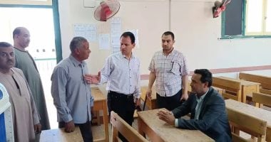 رئيس مركز بلاط بالوادى الجديد يتابع جاهزية لجان الثانوية العامة للامتحانات