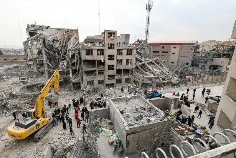 إيران تقر بتضرر 43 ألف منشأة بسبب الحرب