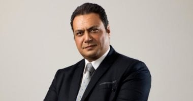بعد اتهام شخصين بالإساءة للفنان مراد مكرم..اعرف الفرق بين جريمتى السب والقذف