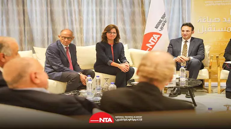 تعزيزًا للتعاون العلمي.. المجلس الاستشاري لعلماء مصر يزور الأكاديمية ا