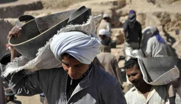 وزارة العمل تعتمد 2.26 مليون جنيه لدعم العمالة غير المنتظمة في 23 محافظة